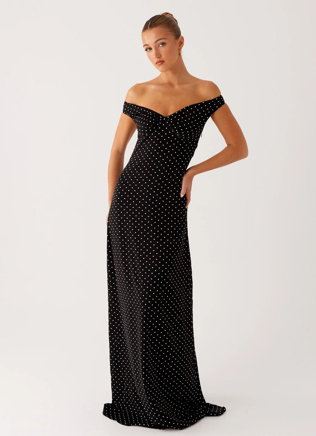 Women's Black Maxi Dress with Sweetheart Neckline | Flattering Long Dress for Sophisticated Evening Wear - Women's | Swe 4