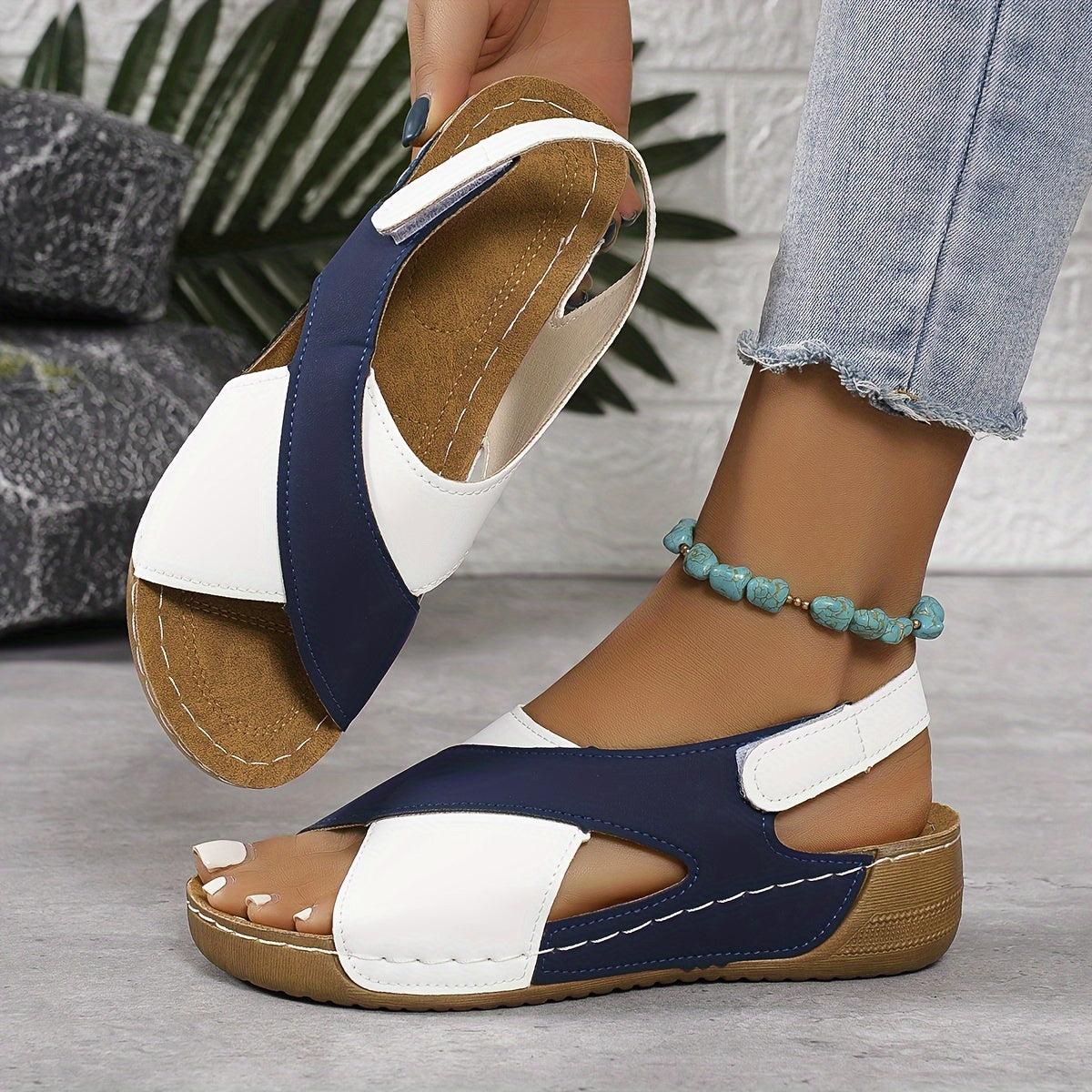 Women's cushioned comfort sandals summer style