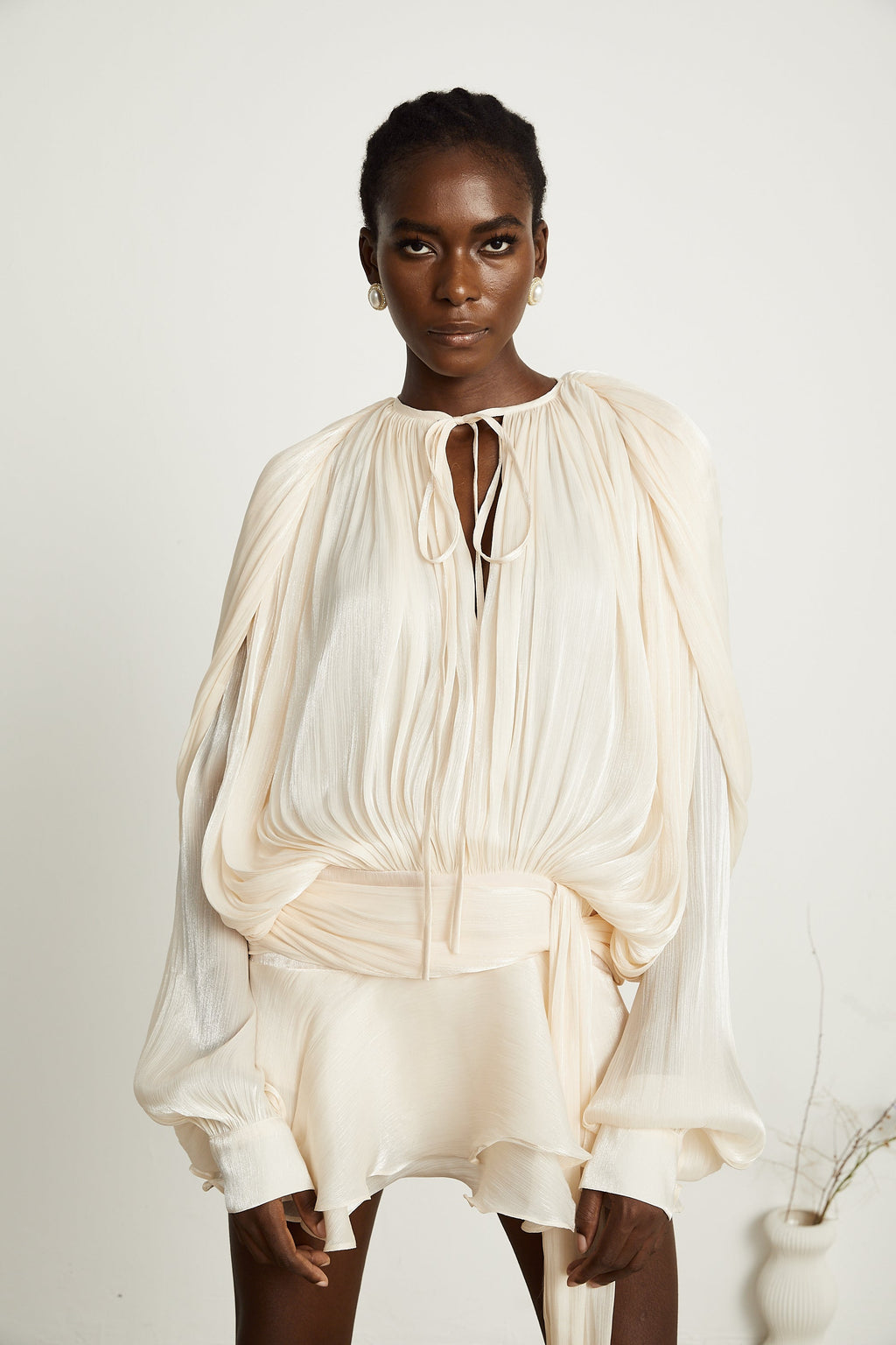 Eugénie – Long Sleeve Mini Dress with Ruffled Hem & Glitter Detail