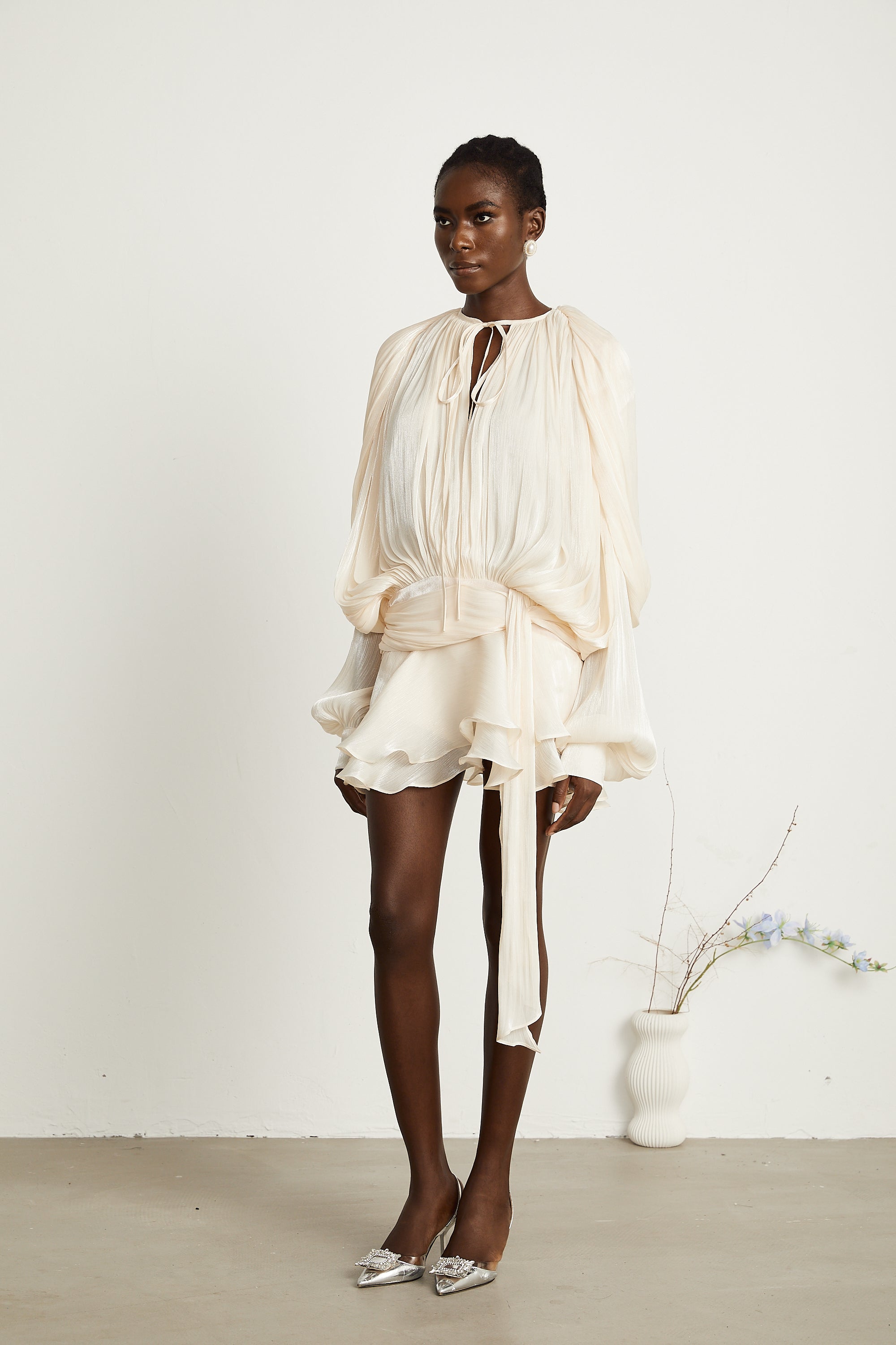 Eugénie – Long Sleeve Mini Dress with Ruffled Hem & Glitter Detail