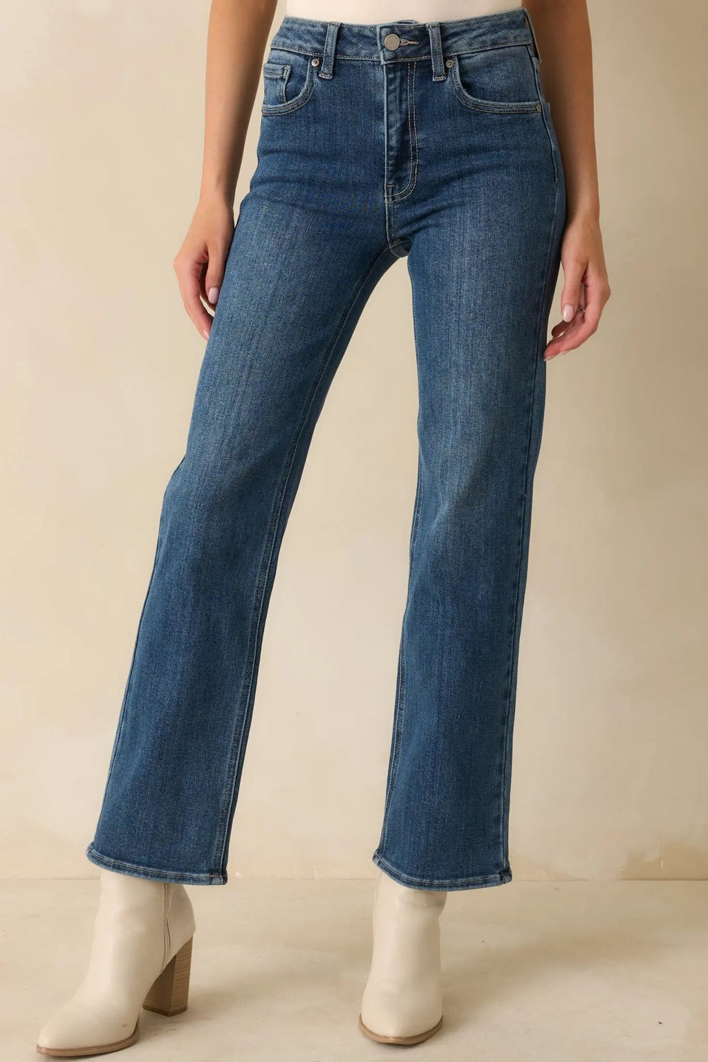 Women's The Daily Edit Medium Wash Straight Leg Jeans | 92% Cotton 2